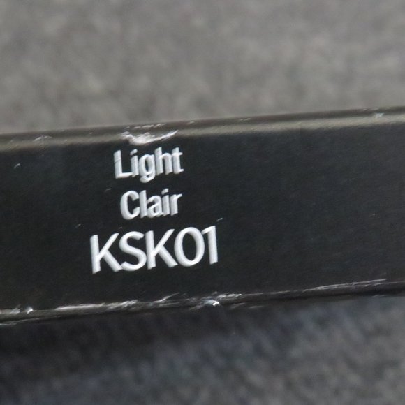 Kiss New York Professional: Halo Strobing Highlighting Palette -Light KSK01 - Picture 2 of 11